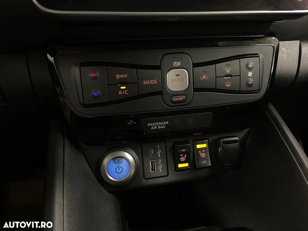 Nissan LEAF 62 kWh e+ N-Connecta - 19