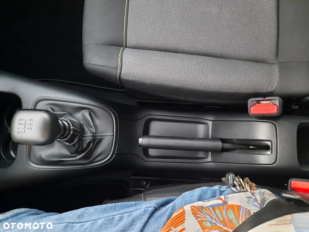 Citroën C3 1.5 BlueHDi Live S&S - 36