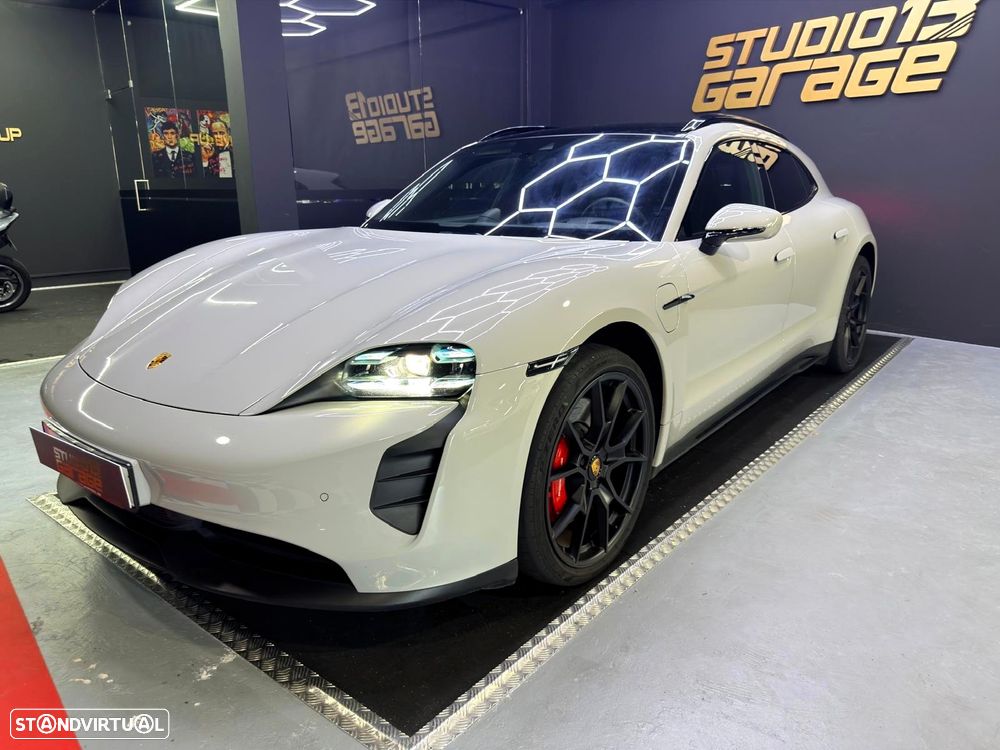 Porsche Taycan GTS - 2