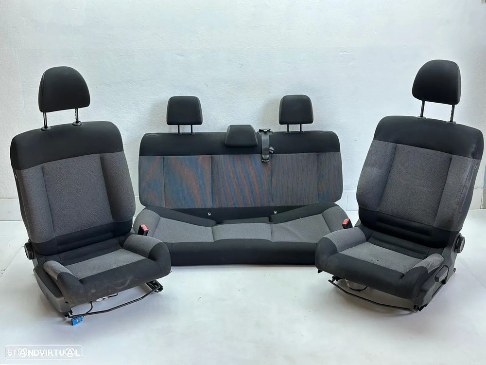 Conjunto Bancos - Citroen C4 Cactus (2014) - 1