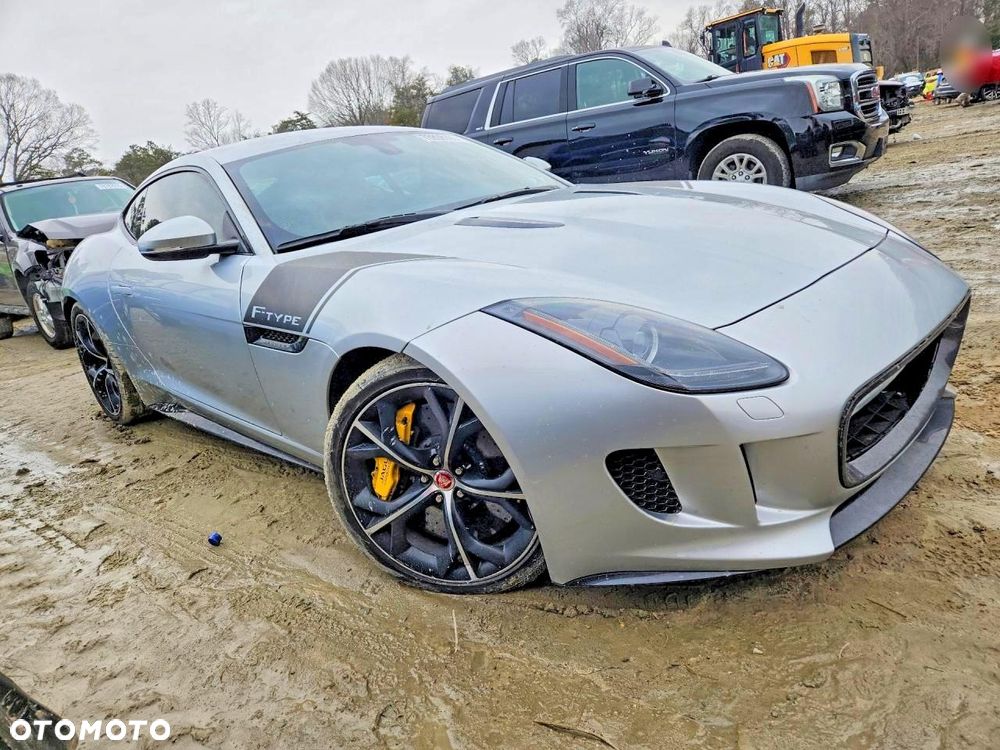 Jaguar F-Type AWD R - 5