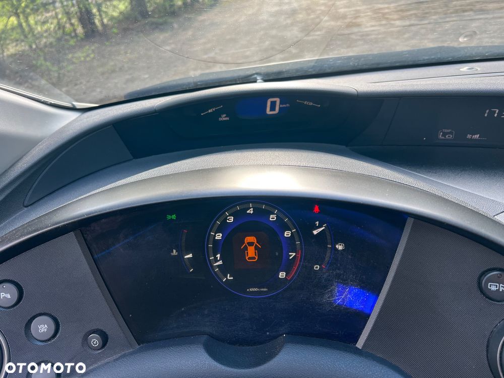 Honda Civic 1.8 Comfort - 11
