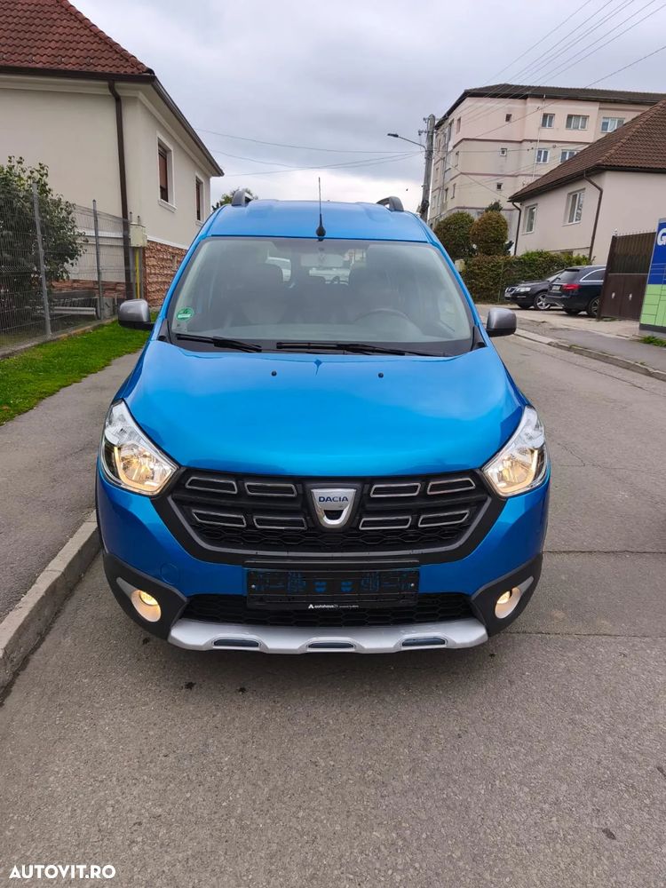 Dacia Dokker SCe 100 Stepway Celebration - 24