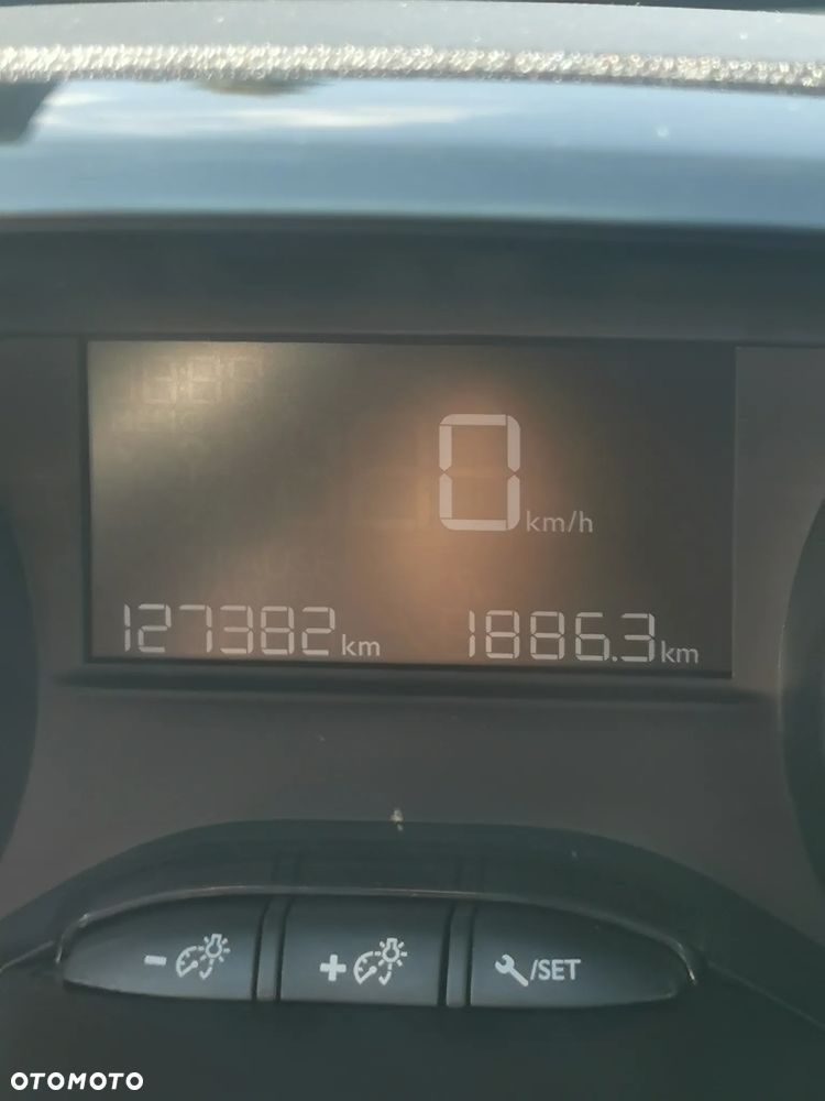 Peugeot 208 1.6 BlueHDi Active - 6