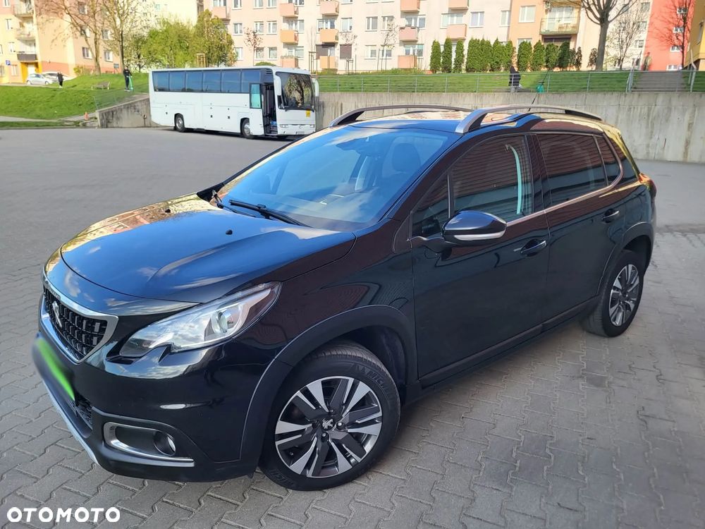 Peugeot 2008 BlueHDi 100 STOP & START Allure - 4