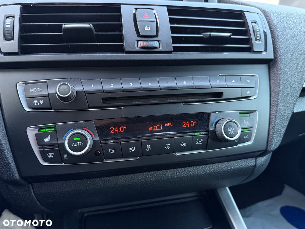 BMW Seria 2 218d Sport Line - 20