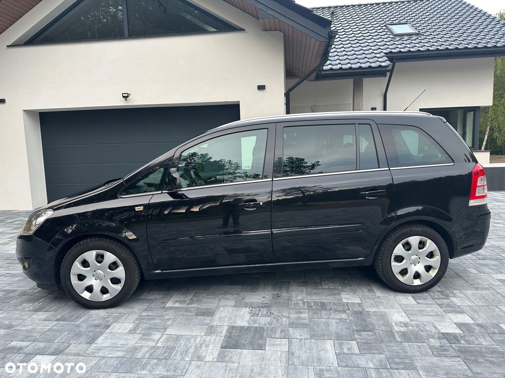 Opel Zafira 1.8 Cosmo - 14