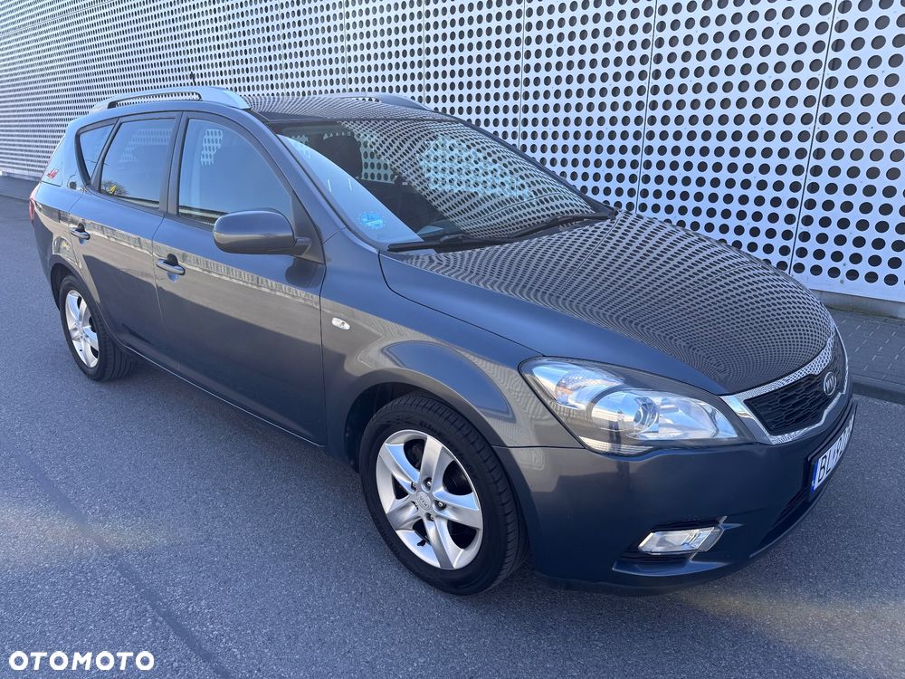 Kia Ceed 1.4 CVVT Vision - 1