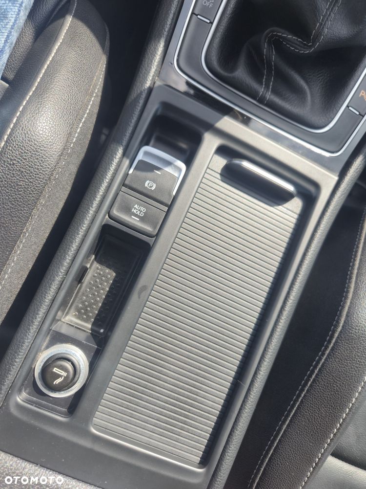 Volkswagen Golf R 4Motion BlueMotion Technology - 14