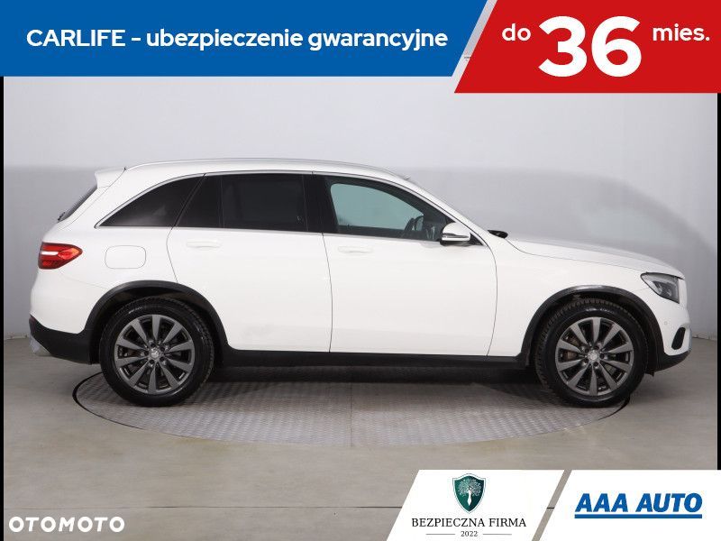 Mercedes-Benz GLC - 7