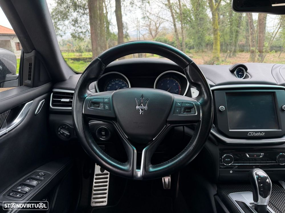 Maserati Ghibli 3.0 V6 GranLusso - 13