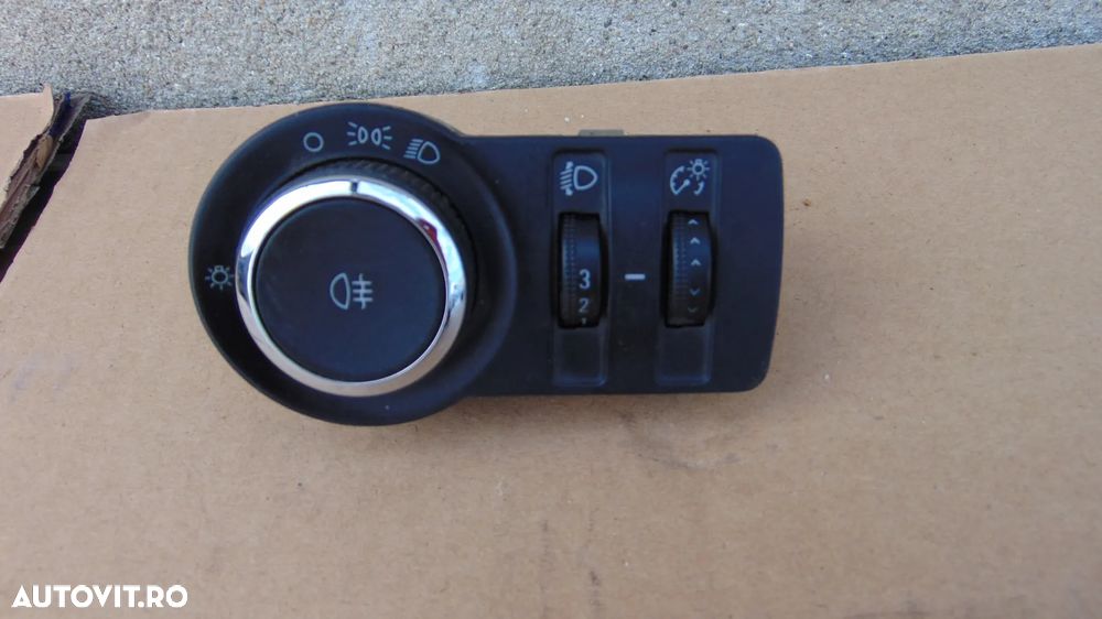 Buton reglaj faruri proiector ceata Opel Astra J an 2088-2013 cod 13268705 - 2