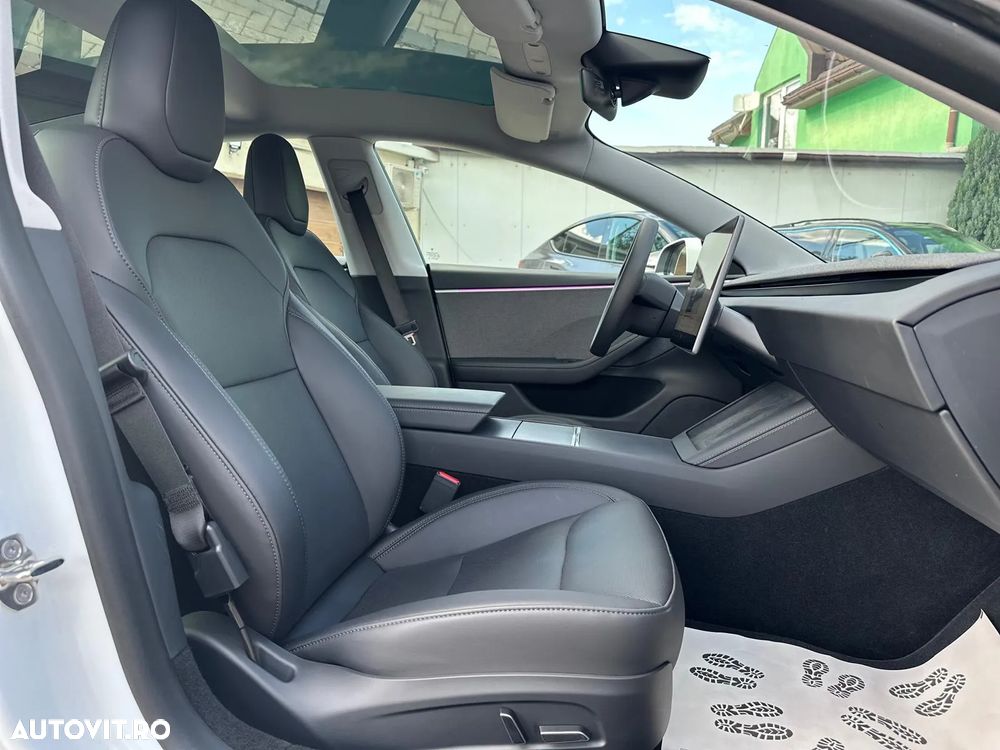 Tesla Model 3 Standard Reichweite Plus Hinterradantrieb - 21