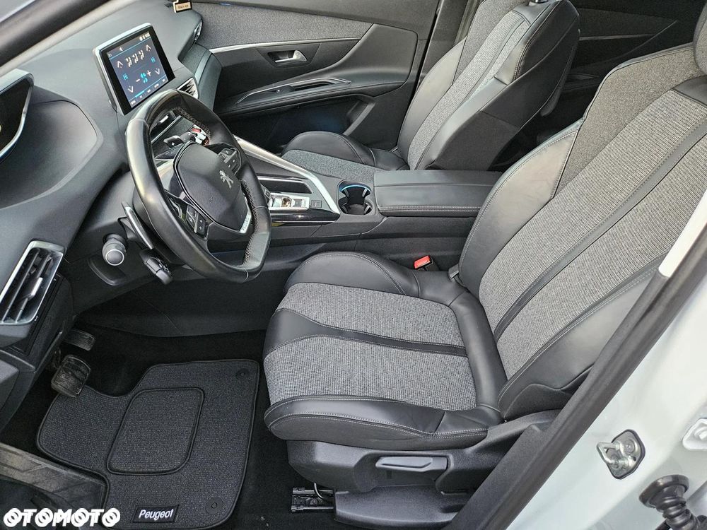 Peugeot 5008 BlueHDi 120 EAT6 Active - 11