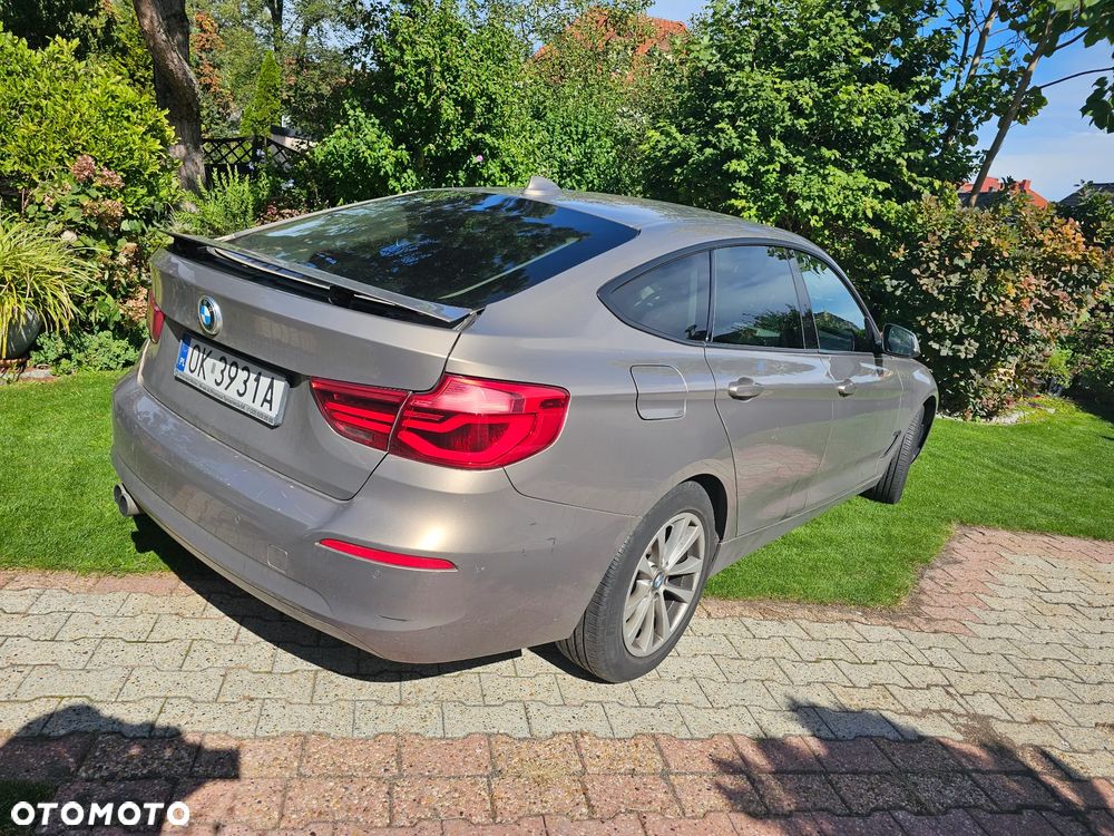 BMW Seria 3 320i xDrive - 5