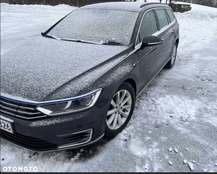 Volkswagen Passat - 3