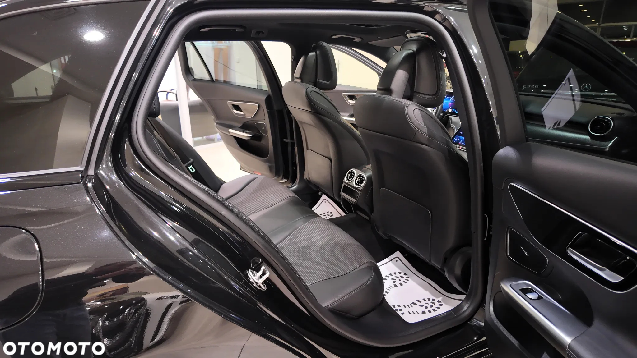 Mercedes-Benz Klasa C 220 d mHEV Avantgarde - 32