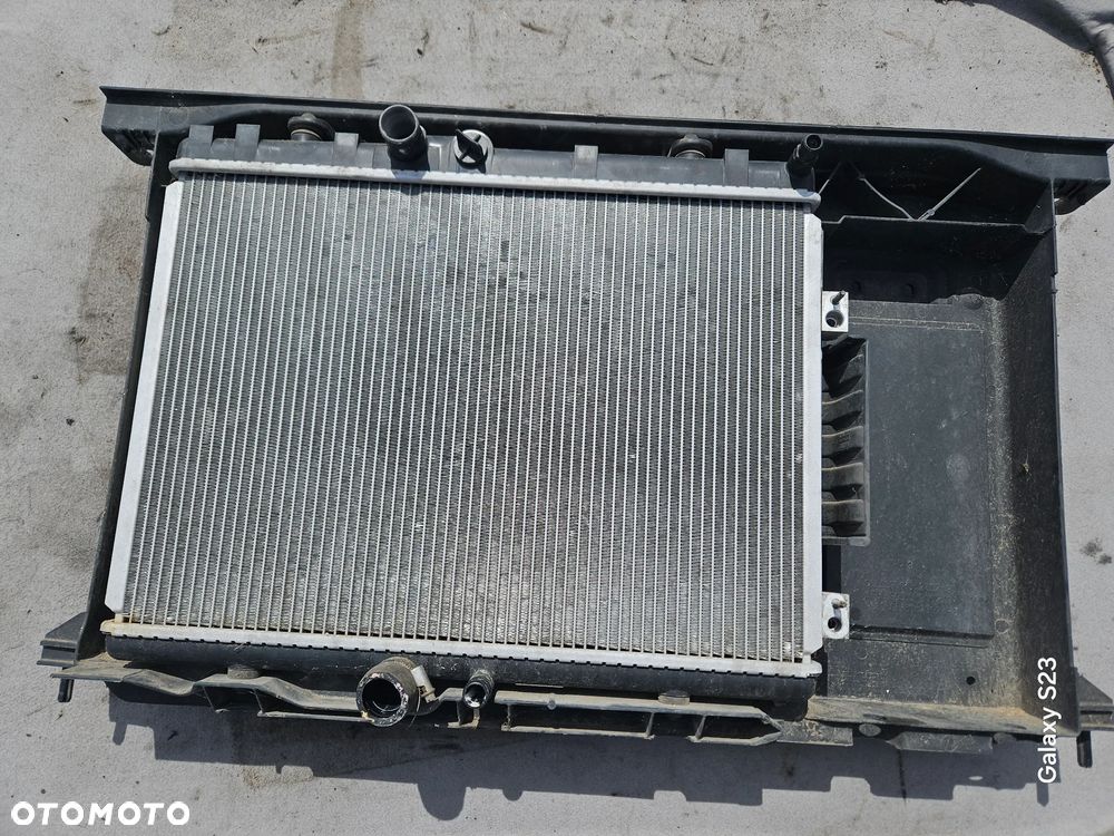 Komplet chłodnic wentylator chłodnica Peugeot 5008 I 1,6 16V 88kW 120KM 2010r Europa - 2