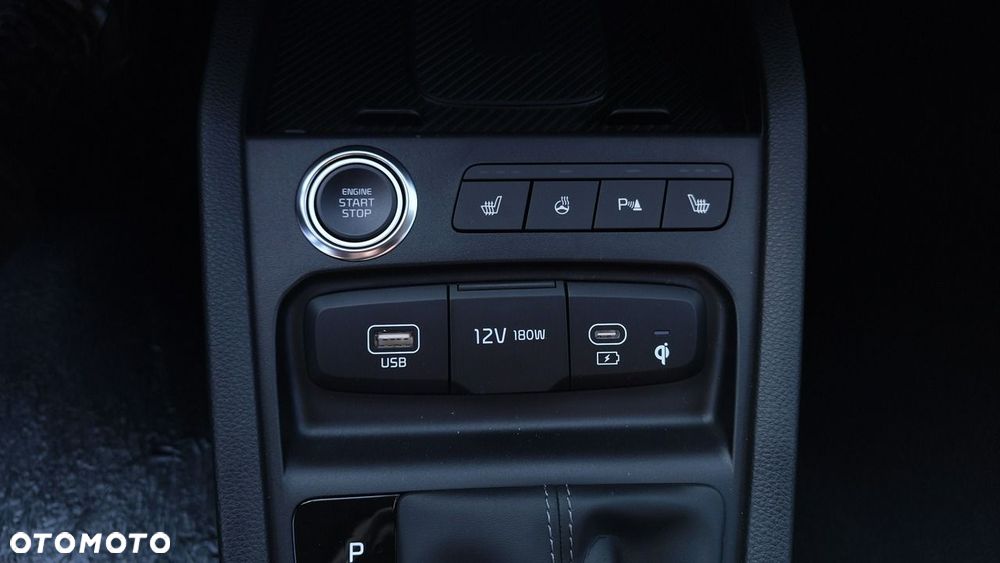 Kia Stonic - 23