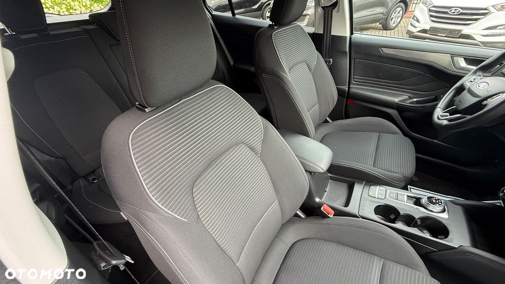 Ford Focus 2.0 EcoBlue STart-Stopp-System TITANIUM - 26