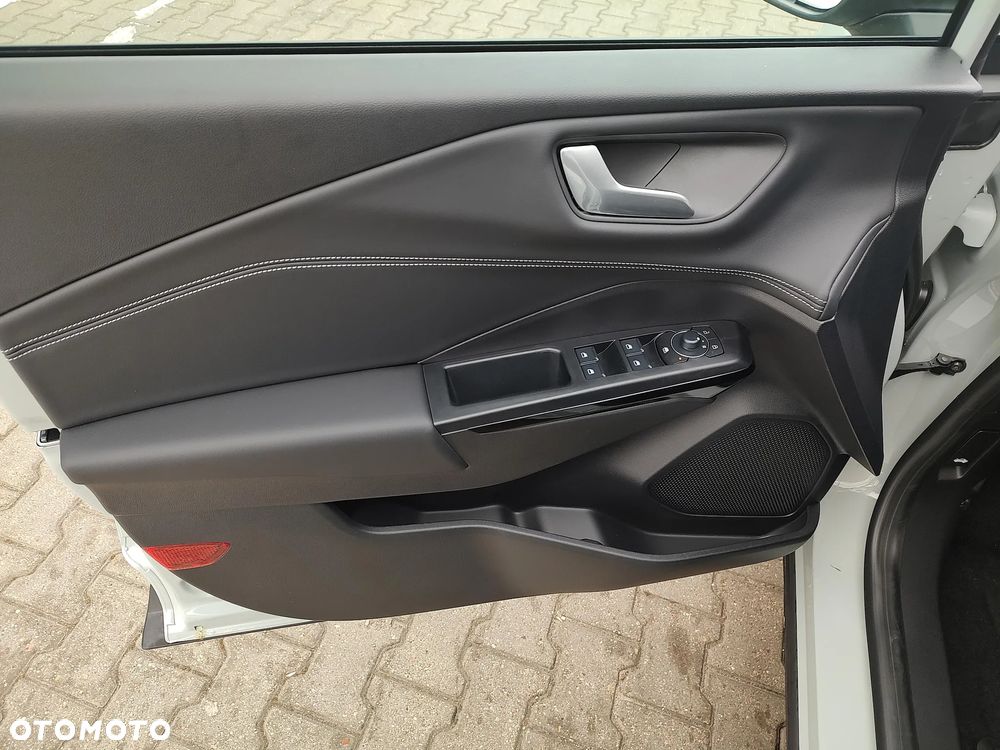 Ford Puma 1.0 EcoBoost mHEV Titanium - 10