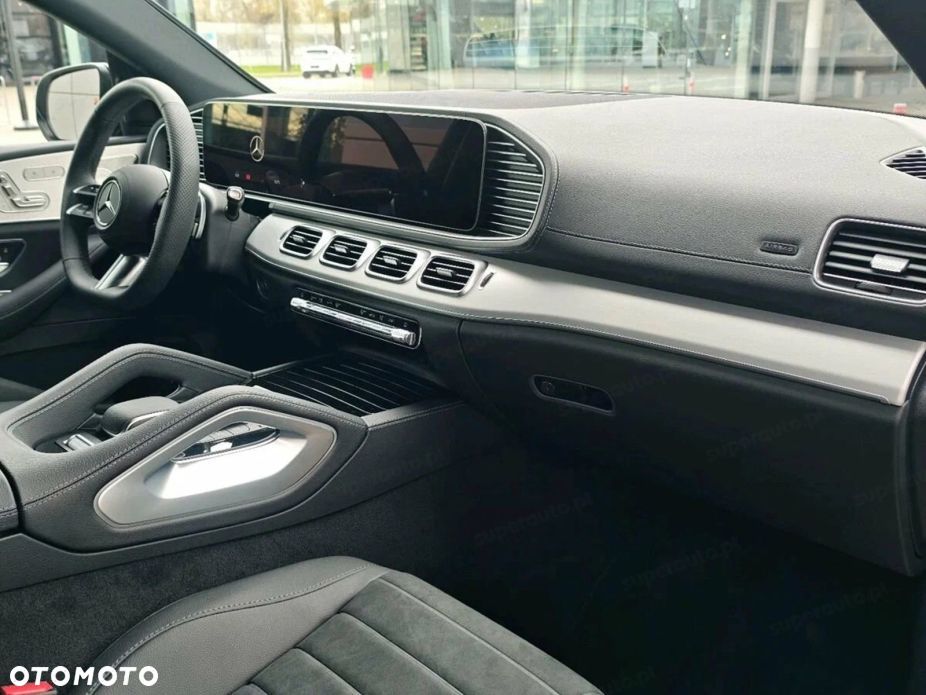 Mercedes-Benz GLE - 13
