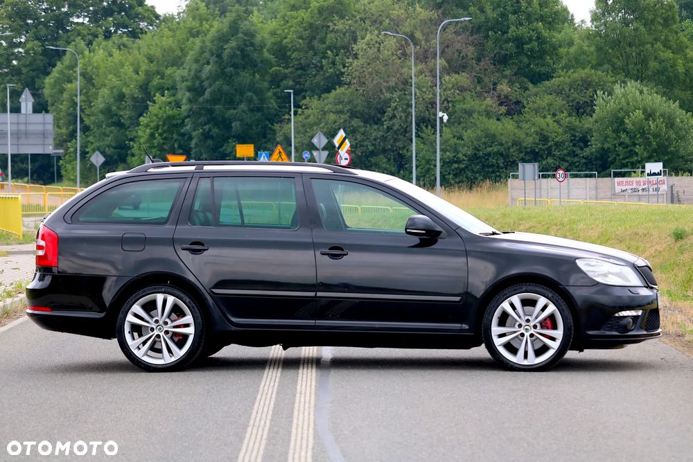 Skoda Octavia 2.0 TDI DPF RS DSG - 29