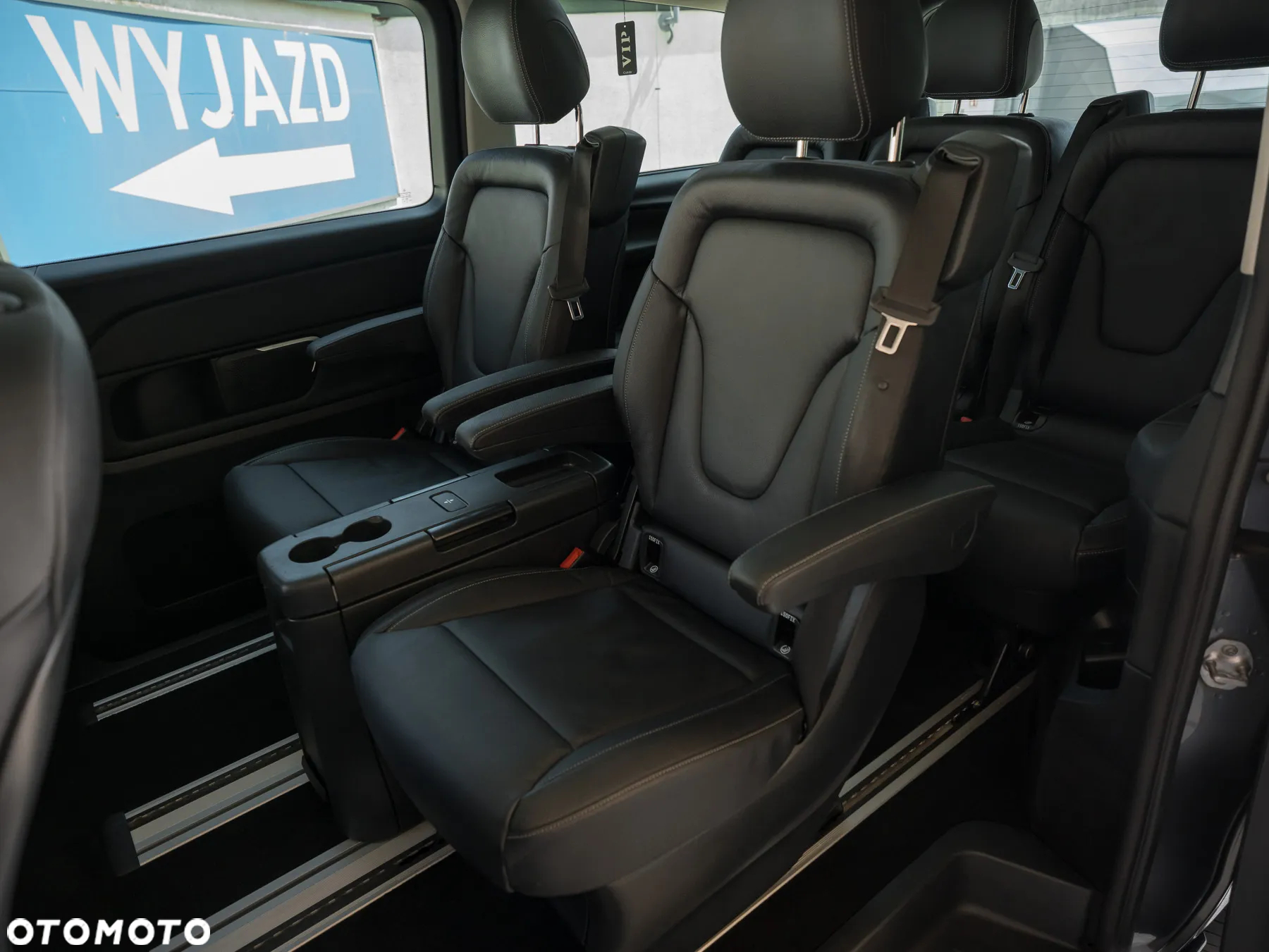 Mercedes-Benz Klasa V 300 d 4-Matic Exclusive 9G-Tronic (d³ugi) - 23