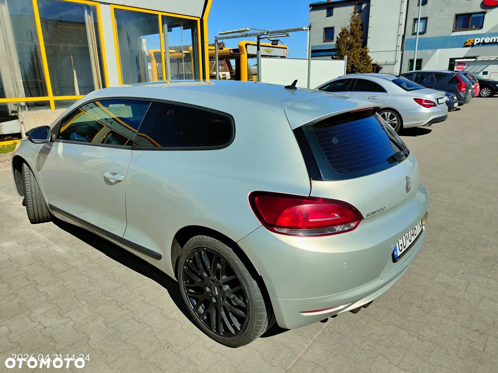 Volkswagen Scirocco 2.0 TDI - 12