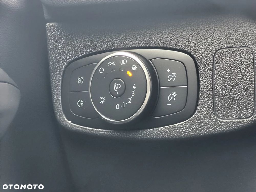 Ford Focus 1.5 EcoBlue Titanium X - 17