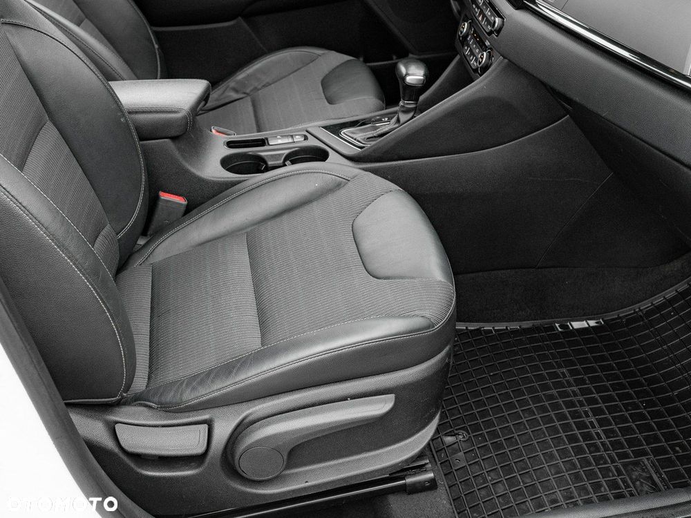 Kia Niro - 34