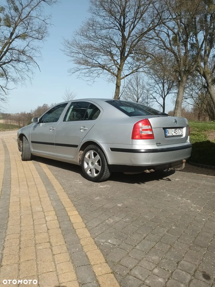 Skoda Octavia 2.0 TDI Ambiente - 22