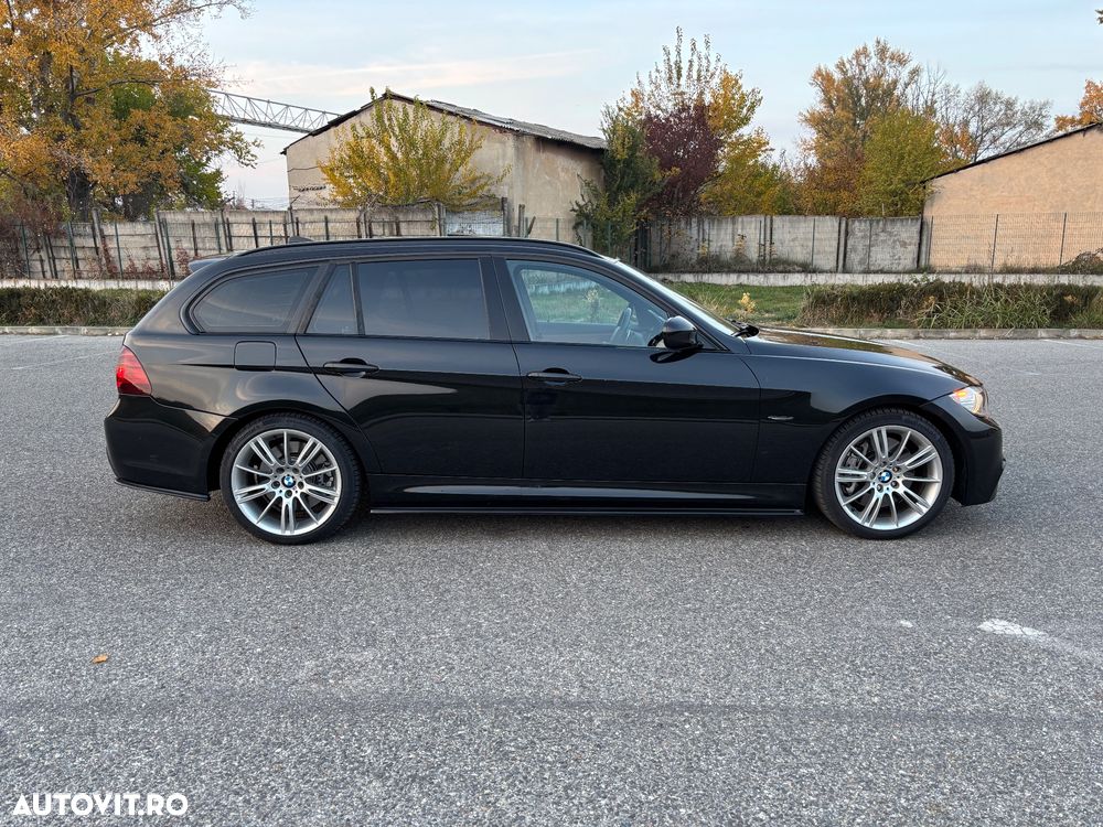 BMW Seria 3 330d xDrive DPF Aut. - 4