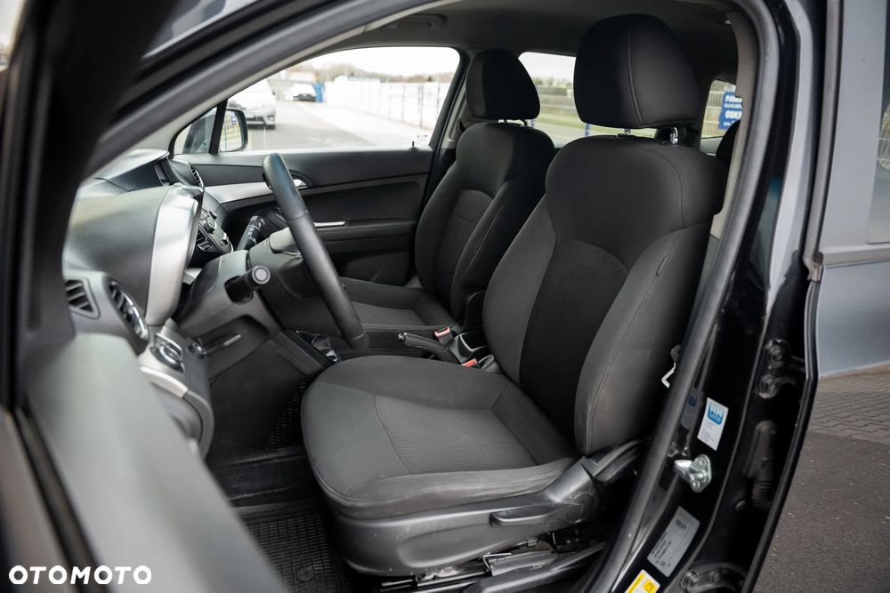 Chevrolet Orlando - 23