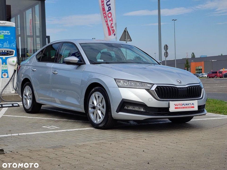 Skoda Octavia - 4