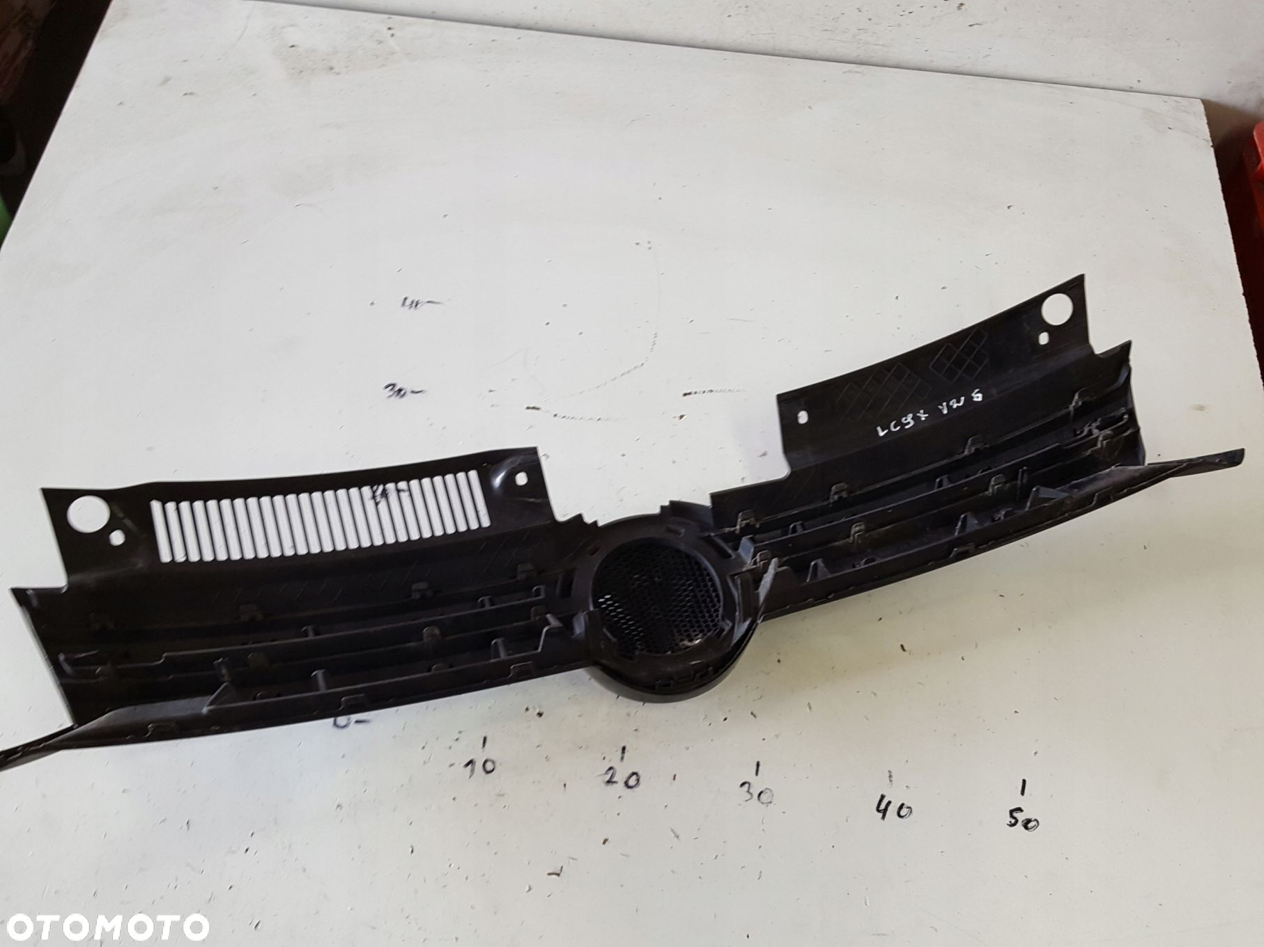VW GOLF 6 VI 08-13r HB ATRAPA GRILL LC9X - 3