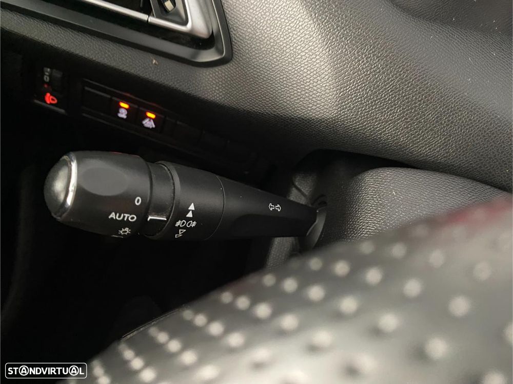 Peugeot 308 SW BlueHDi 100 Stop & Start Active - 42