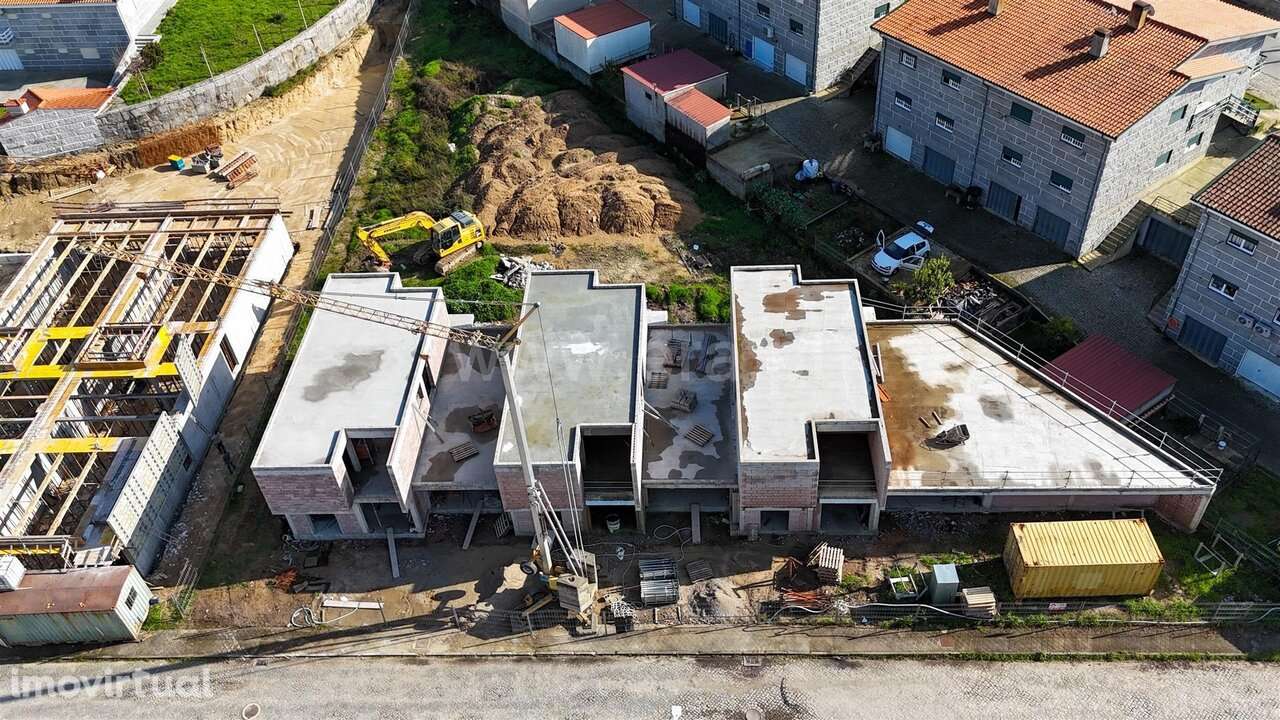 Moradia Geminada T3 / Marco de Canaveses, Vila Boa do Bispo - Grande imagem: 5/20