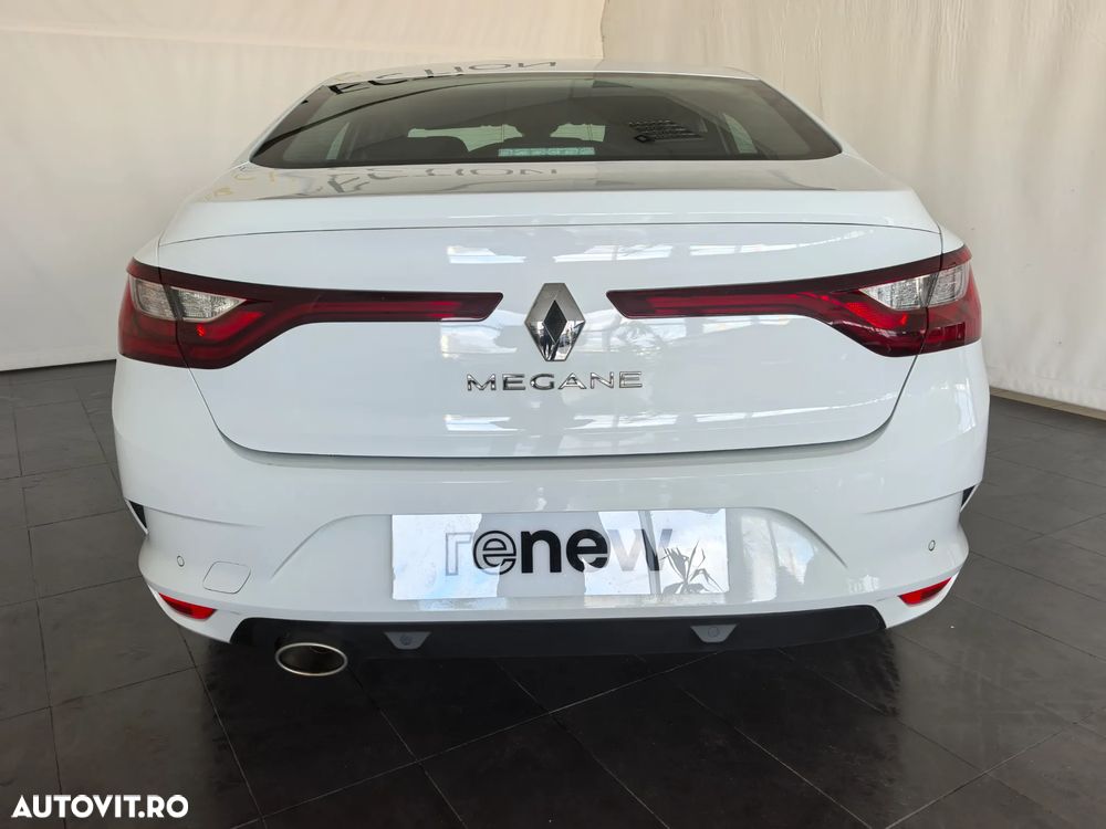Renault Megane TCe 140 GPF Life - 6