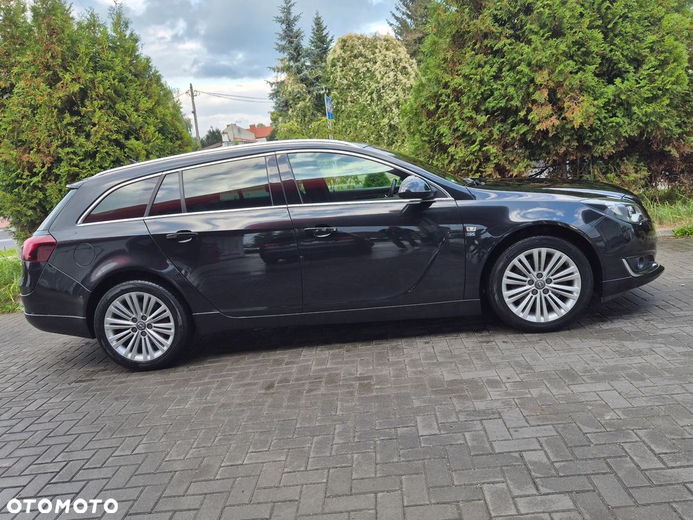 Opel Insignia 2.0 T Cosmo 4x4 S&S - 17