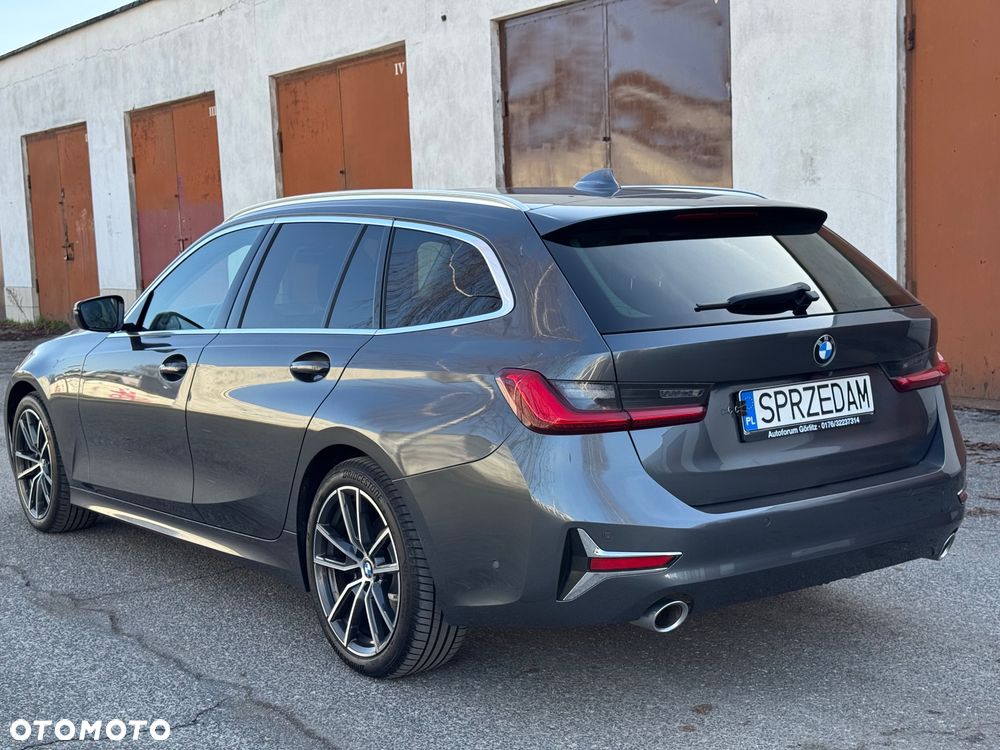 BMW Seria 3 320d Luxury Line - 5