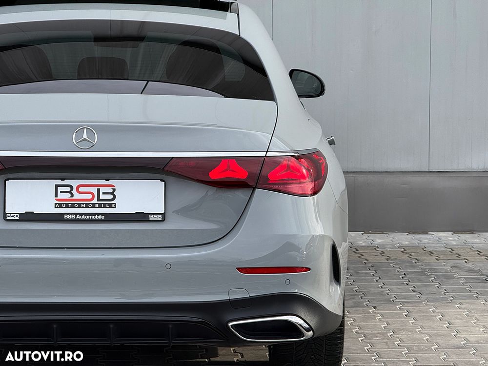 Mercedes-Benz E 220 d 4Matic 9G-TRONIC AMG Line NIGHT Edition - 13