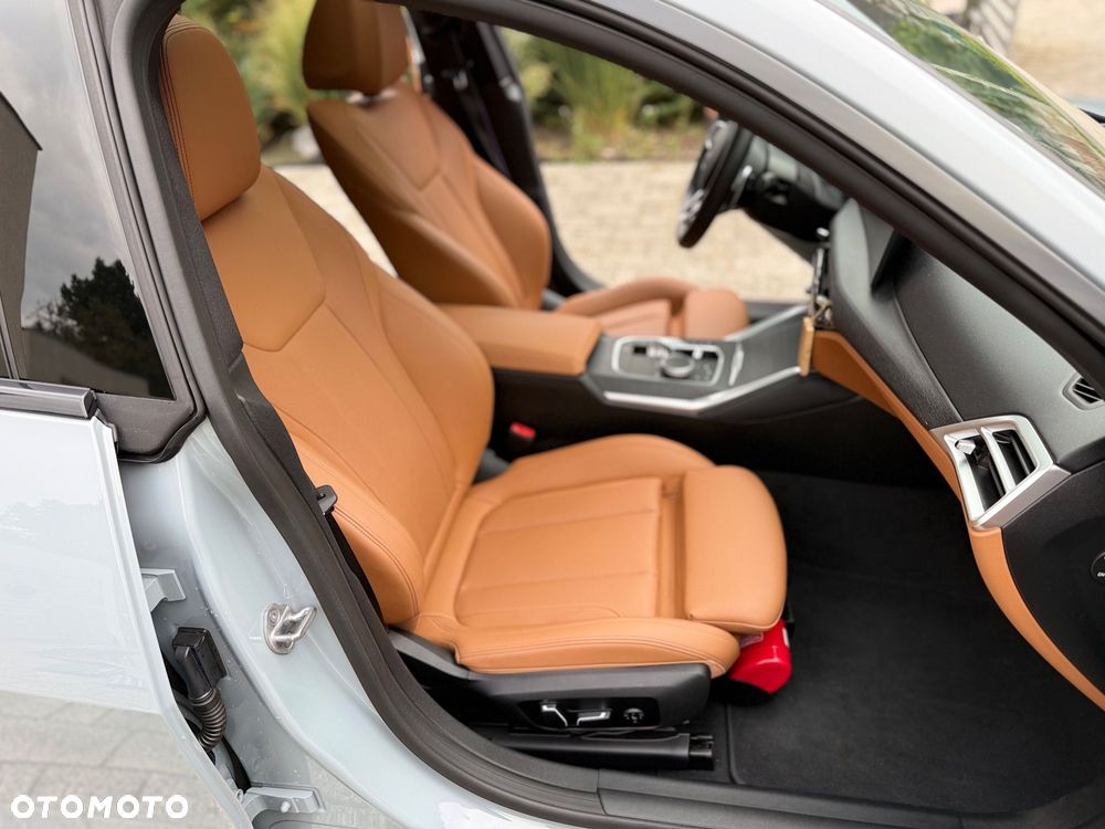 BMW Seria 4 M440i xDrive mHEV - 13