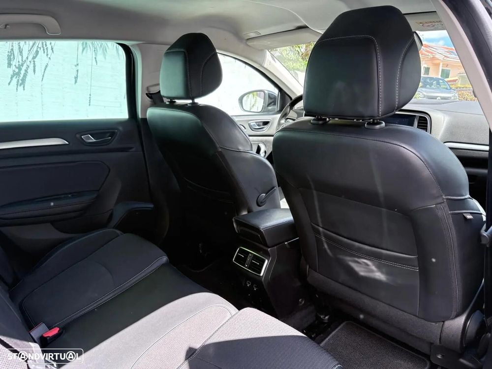 Renault Mégane Sport Tourer 1.6 E-Tech Plug-In Intens - 58