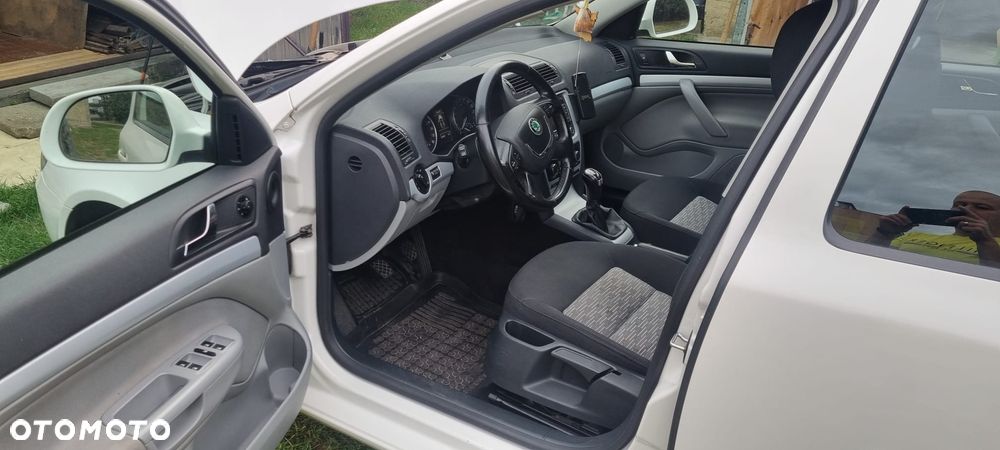 Skoda Octavia 1.6 TDI Classic - 7