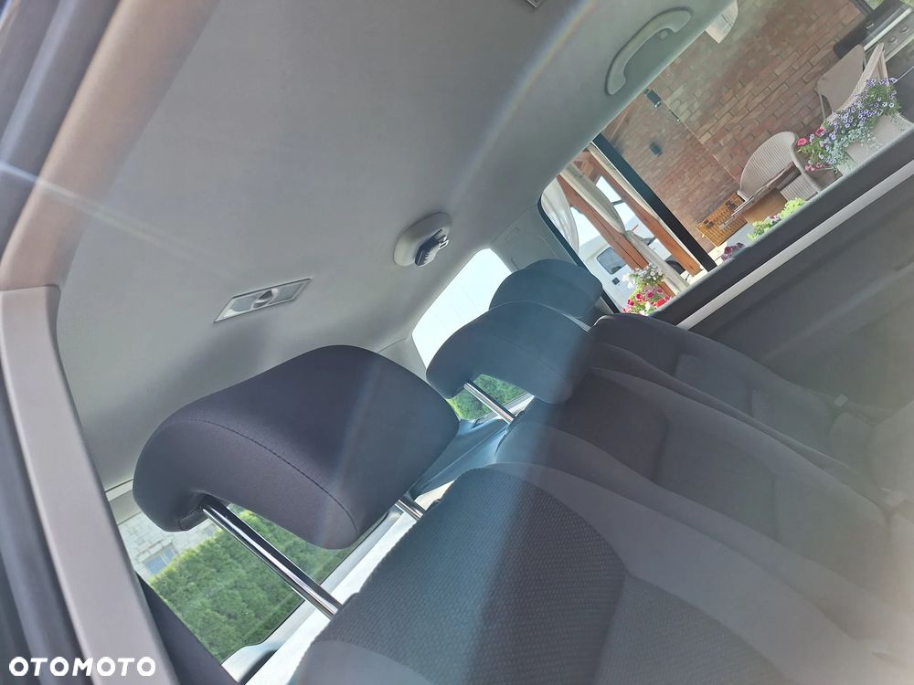 Volkswagen Touran 1.4 TSI STYLE - 15