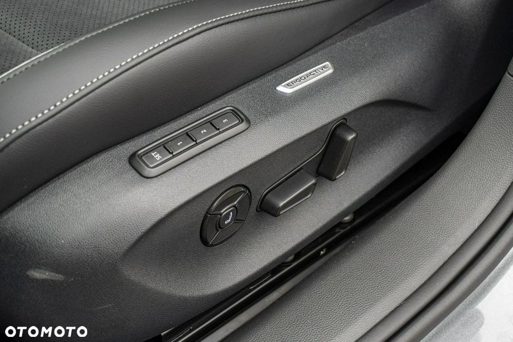 Volkswagen Passat - 19