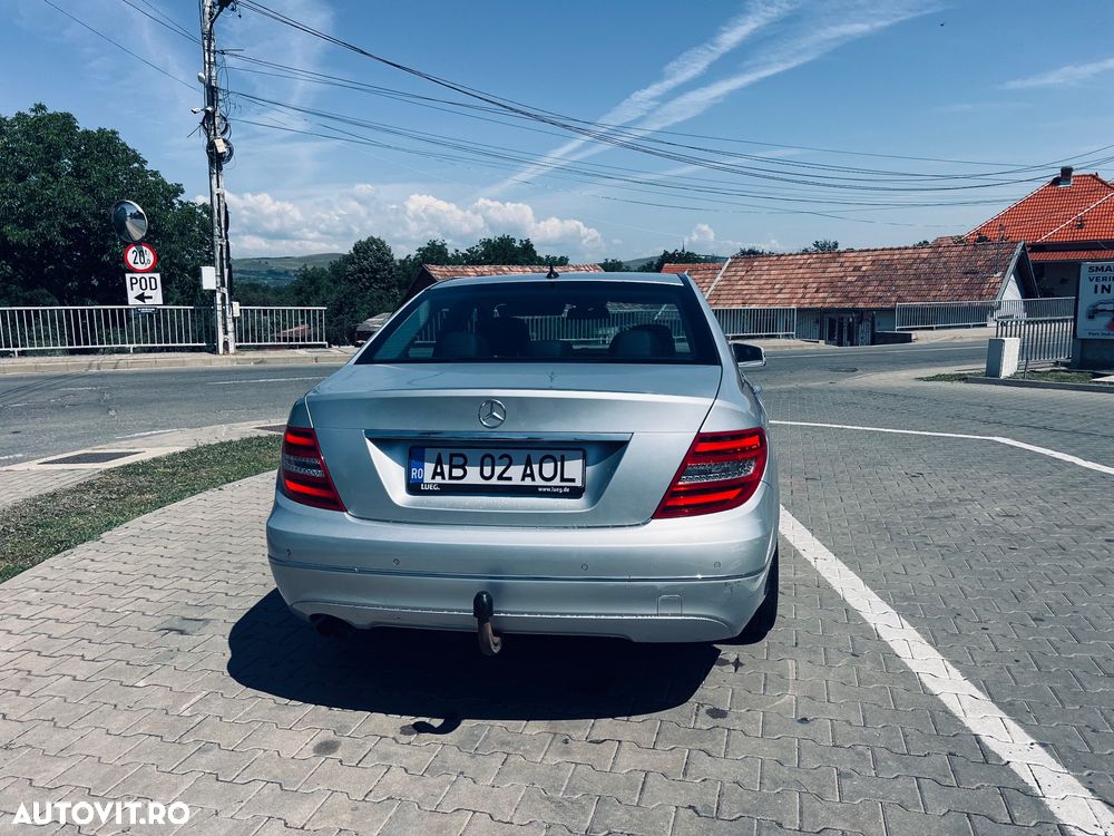 Mercedes-Benz C - 5