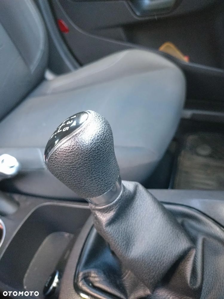 Ford Fiesta - 11