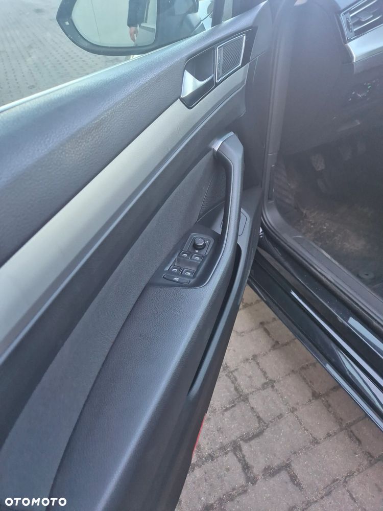 Volkswagen Passat Variant - 19